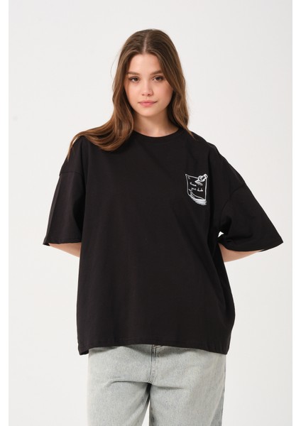 Siyah Bisiklet Yaka Baskılı Oversize T-Shirt fiyatları
