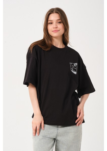 Siyah Bisiklet Yaka Baskılı Oversize T-Shirt modelleri
