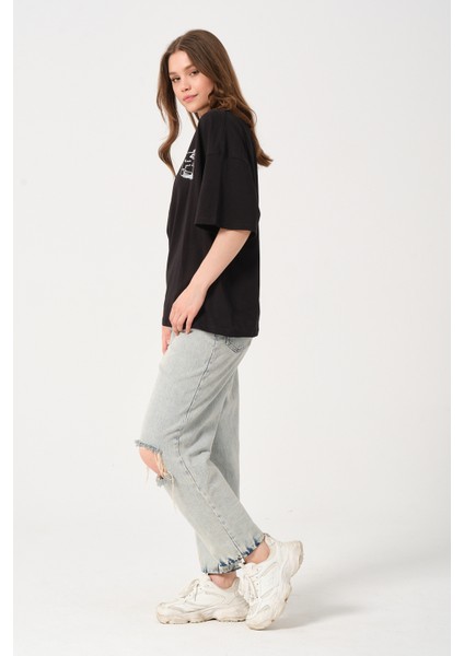 Siyah Bisiklet Yaka Baskılı Oversize T-Shirt fırsatları