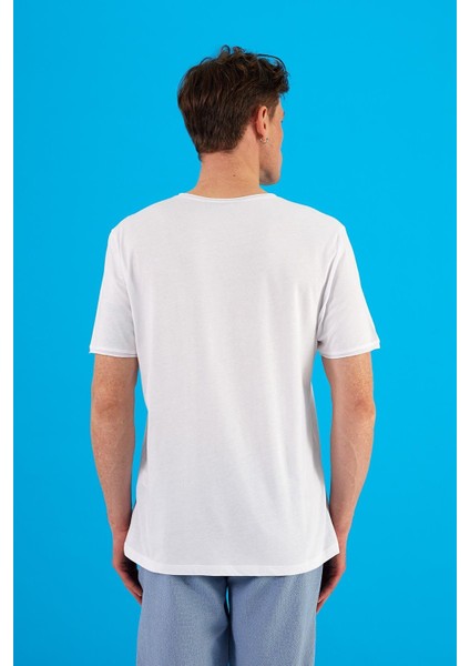 Erkek Simon Beyaz Bisiklet Yaka Cep Detaylı Basic Tişört fırsatları