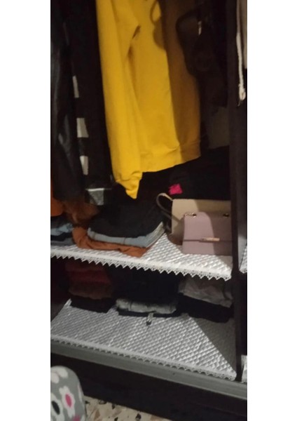 by Alper Başhelvacı - Vintage Sınırlı Üretim Özel Seri Saten Raf Örtüsü - Beyaz 50 cm Derinlik x 10 mt Boy Fransız Güpür Detaylı Lüks Saten Kapitone Raf Örtüsü / Çekmece Örtüsü / Dolap İçi Örtü