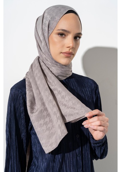 Kadın Tesettür Jakarlı Küçük Desen Kazayağı Şal fiyatları