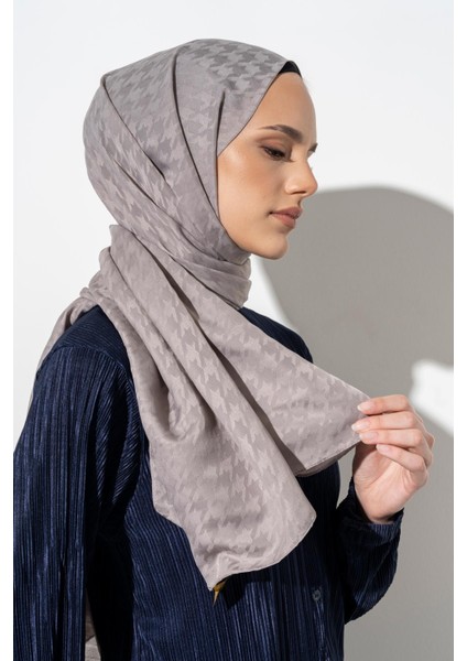 Kadın Tesettür Jakarlı Küçük Desen Kazayağı Şal indirimleri