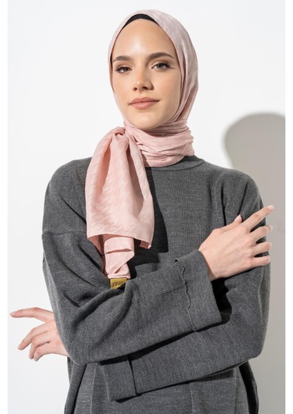 Kadın Tesettür Jakarlı Küçük Desen Kazayağı Şal modelleri
