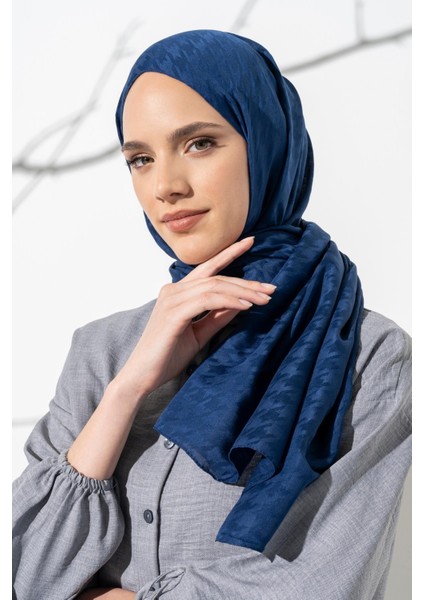 Kadın Jakarlı Küçük Desen Kazayağı Şal fırsatları