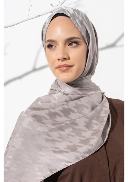 Kadın Tesettür Jakarlı Büyük Desen Kazayağı Şal fiyatları