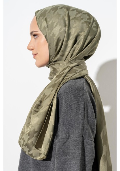 Kadın Tesettür Jakarlı Büyük Desen Kazayağı Şal indirimleri