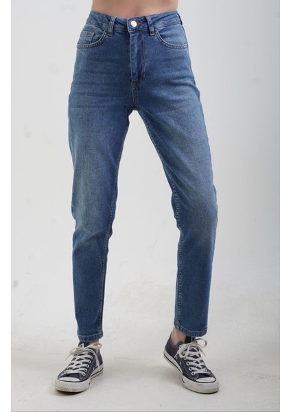 Mavi Premium Mom Fit Jean Pantolon modelleri