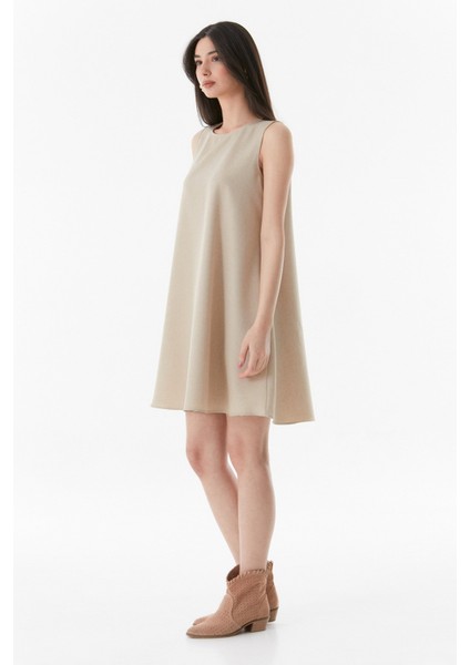 Bisiklet Yaka Kolsuz Oversize Elbise