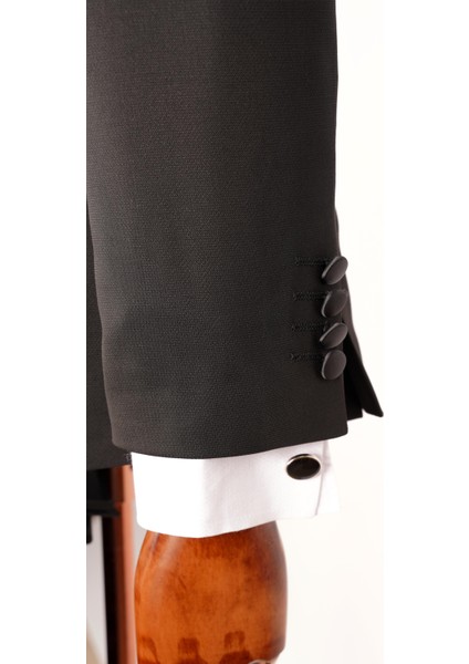 ECH.5029 Kırlangıç Yaka Damatlık indirimleri