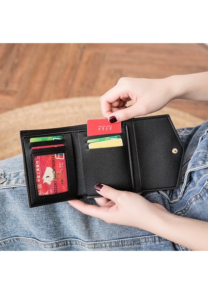 Moda Kısa Cüzdan Kadın Kore Tarzı Kalp Şeklinde Küçük Cüzdan Basit Kare Üç Katlı Cüzdan Kadın Bozuk Para Cüzdanı (Yurt Dışından) fırsatları