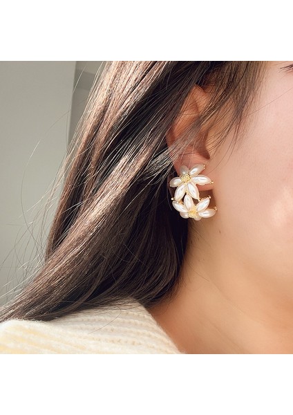 Şık Çiçek Küpeler, Zarif ve Çok Yönlü (Yurt Dışından) modelleri