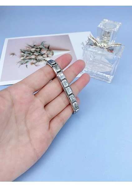 Mayıs Ha En Yeni Orijinal Papatya Yeni Trend 12 Ay Charm Bağlantılar Fit 9mm Bilezik Paslanmaz Çelik Takı Dıy Yapımı DJ207 (Yurt Dışından) indirimleri