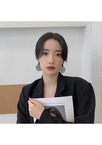 Vintage Siyah Çiçekli Küpeler, Şık ve Çok Yönlü Küpeler (Yurt Dışından) modelleri