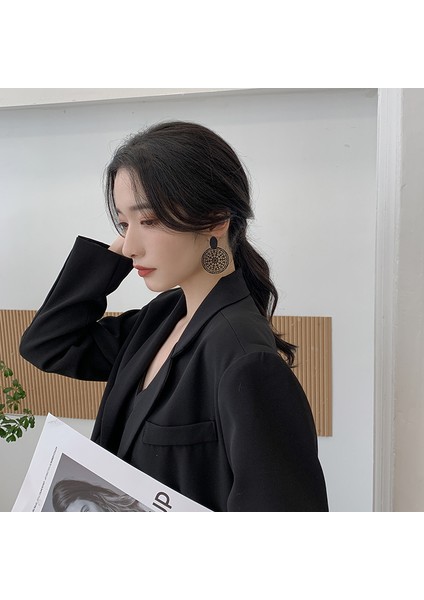 Vintage Siyah Çiçekli Küpeler, Şık ve Çok Yönlü Küpeler (Yurt Dışından) fırsatları