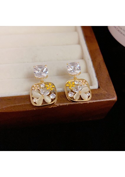 Çiçekli Zirkon Küpeler, Narin Moda Küpeler (Yurt Dışından) modelleri