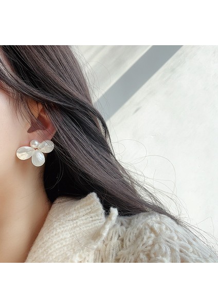 Kabuklu Çiçek Saplama Küpeler, Basit Çok Yönlü Küpeler (Yurt Dışından) modelleri