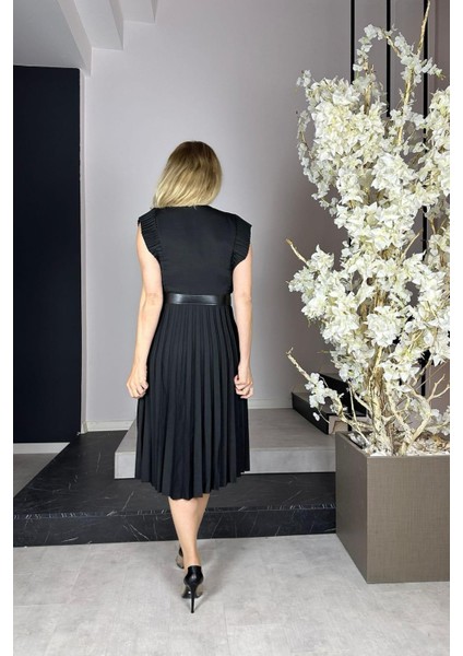 G0986 Kemer Detaylı Piliseli Elbise Siyah fırsatları