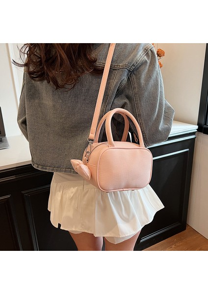 Kadınlar Için Elde Taşınan Şık Çantalar 2024 Ilkbahar ve Yaz Yeni Stil Basit Küçük Kare Çanta Kore Tarzı Üst Düzey Crossbody Çanta (Yurt Dışından)