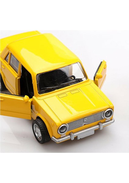1/36 Ölçekli Alaşım Oyuncak Araba Lada Zhiguli Autovaz Araba Metal Oyuncak Pres Döküm ve Oyuncak Araçlar Araba Modeli Minyatür Model Araba Oyuncaklar (Yurt Dışından)