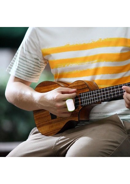 Gitar Mini Ukulele Kum Çalkalayıcı Çekiç Ritim Maraca Cabasa Parmak Yüzük Ukulele Aksesuarları Çocuklar Için Müzik Oyuncak (Yurt Dışından)