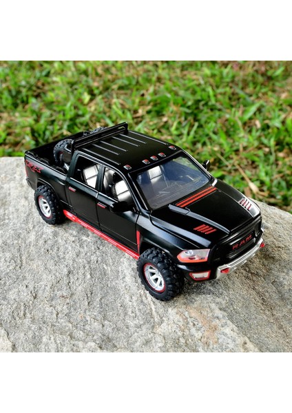 Ram 1500 Kamyonet Oyuncaklar Erkek Yaş 4-7 Için Döküm Metal Model Kamyonlar Açık Kapı Geri Çekin Oyuncak Arabalar Işıklar ve Ses ile Çocuklar Için Hediye 3-8 Yıl1 (Yurt Dışından)