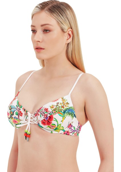 Akseusuar Detaylı Bikini Üst