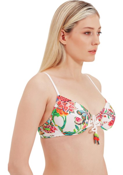 Akseusuar Detaylı Bikini Üst