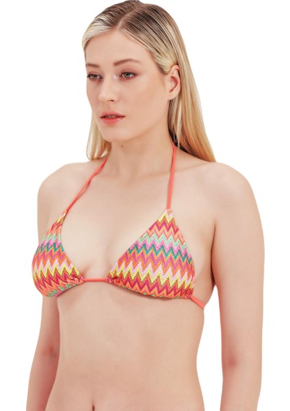 Üçgen Desenli Bikini Üst