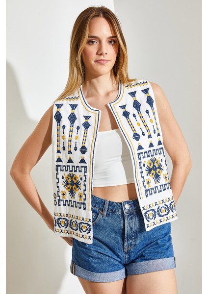 Kadın Nakış Işlemeli Astarlı Yelek modelleri