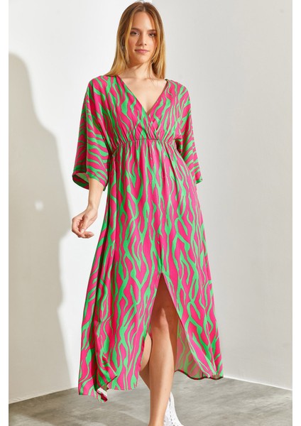 Kadın Kruvaze Yaka Desenli Kloş Elbise