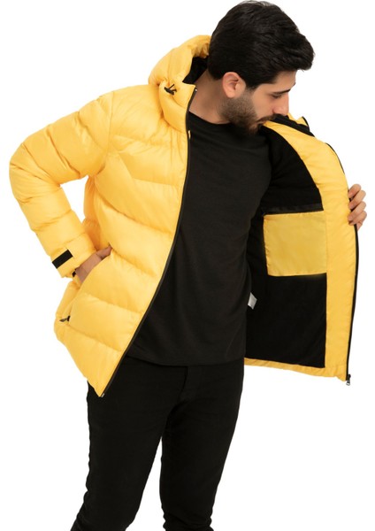 Erkek Sarı Kapüşonlu Içi Polarlı Su ve Rüzgara Dayanıklı Şişme Mont Parka modelleri