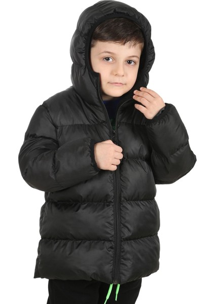 Erkek Çocuk Siyah Kapüşonlu Polarlı Su ve Rüzgar Geçirmez Şişme Mont modelleri