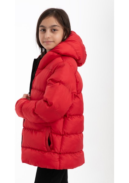 Kız Çocuk Kırmızı Su ve Rüzgara Dayanıklı Kapüşonlu Şişme Mont modelleri