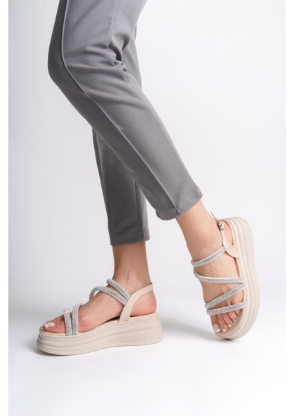 Rıley Ince Tokalı Taşlı Şeritli Ortopedik Taban Kadın Sandalet Kt Krem modelleri