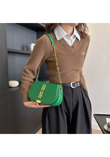 Kadınlar Için Sınır Ötesi Çantalar 2024 Yeni Stil Basit Moda Şeker Rengi Tek Omuz Crossbody Çanta Doku Batı Tarzı Eyer Çantası (Yurt Dışından)