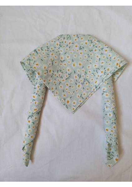 Papatya Desenli Bandana fırsatları