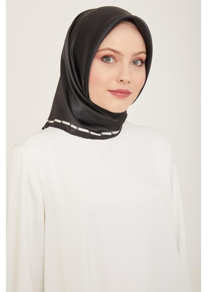 Klasik Desenli Twill İpek Eşarp 24Ya9165 31 52