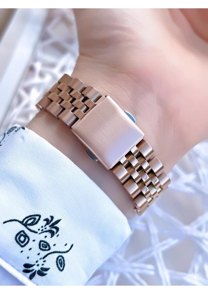 Rose Gold Renk 3 Atm Suya Dayanıklı Çelik Kordon Özel Tasarım Kadın Kol Saati BMN.8A2112FE modelleri
