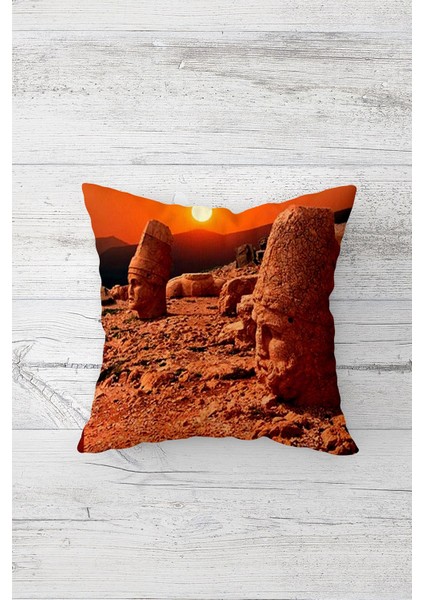 Nemrut Dağı Desenli Çift Tarafı Baskılı Gizli Fermuarlı Yastık Kılıfı Kırlent Koltuk Yastık Kılıfı