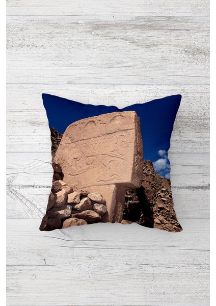 Göbekli Tepe Desenli Çift Tarafı Baskılı Gizli Fermuarlı Yastık Kılıfı Kırlent Koltuk Yastık Kılıfı