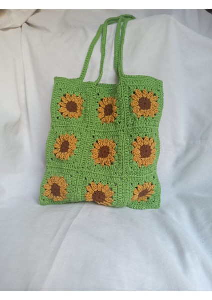 Ayçiçek Motifli Örgü Çanta
