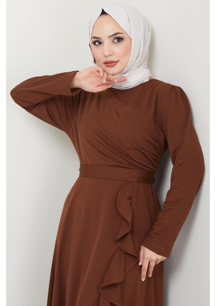 Eteği Fırfırlı Drapeli Elbise Kahverengi HM2419 fiyatları