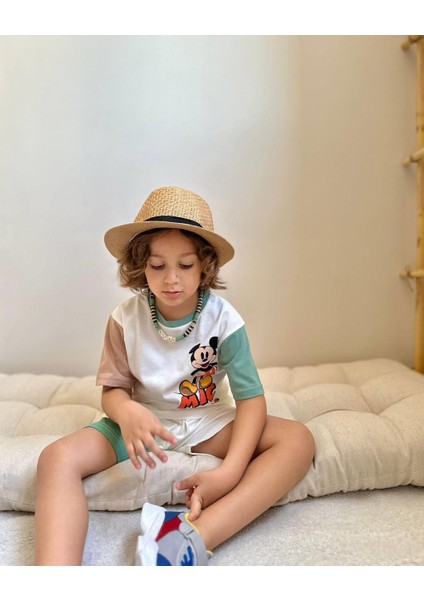 Yigit Butik Mickey Baskılı Şortlu Erkek Çocuk Takım