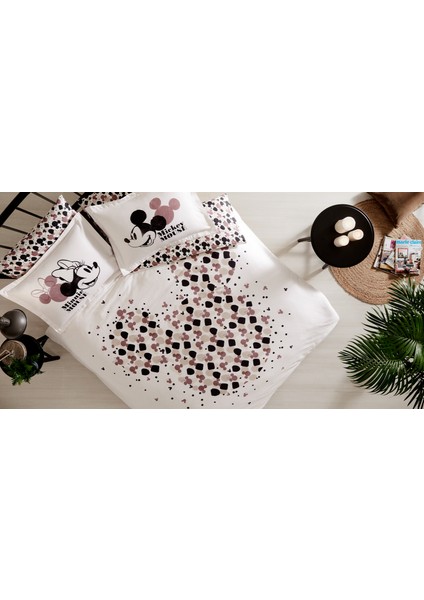 Mickey & Minnie Mouse Love Çift Kişilik Disney Lisanslı Lastikli Fitted Çarşaf Nevresim Takımı