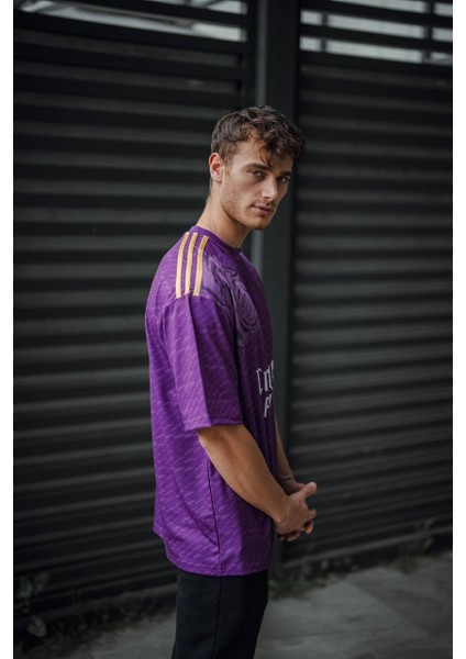 Baskılı Oversıze Kalıp Unısex Model T-Shirt modelleri