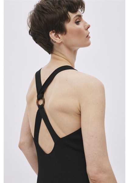 Siyah Sırt Dekolteli Midi Triko Elbise fırsatları