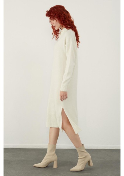 Ekru Polo Yaka Basic Midi Triko Elbise fiyatları