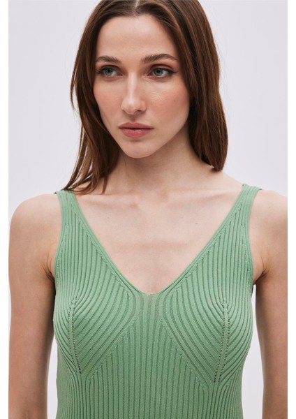 Yeşil V Yaka Triko Elbise modelleri