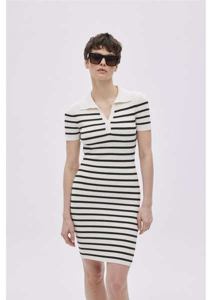 Ekru Polo Yaka Çizgili Triko Elbise fiyatları